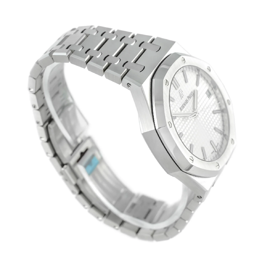 Audemars Piguet Royal Oak 15510ST.OO.1320ST.03 – Silver Dial - Image 3